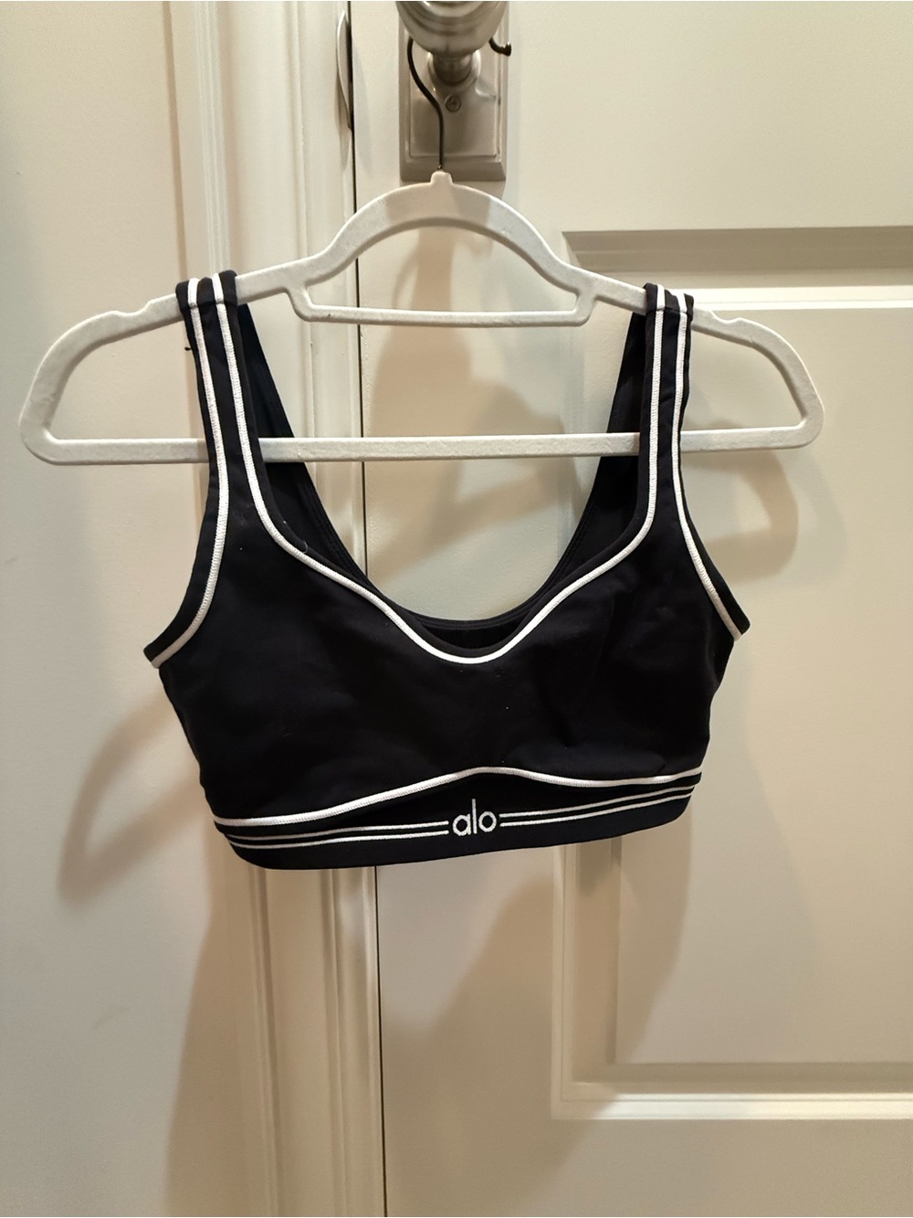 ALO Yoga Black Sports Bra with White Contrast Piping